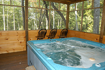 Outside view of cabin in daylight